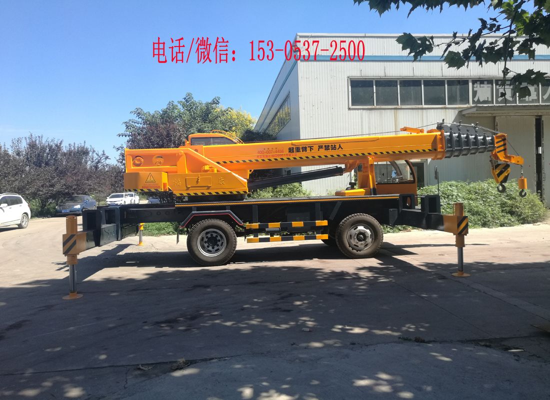 變形金剛12噸吊車